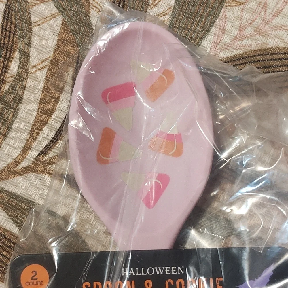 Halloween Spoon & Cookie Cutter Set - Pink